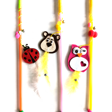 Markapet Plastik Saplı Kedi Oltası Renkli Model 42 cm